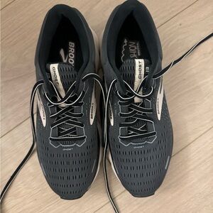 Brooks Ghost 13 Black and White Running Shoes